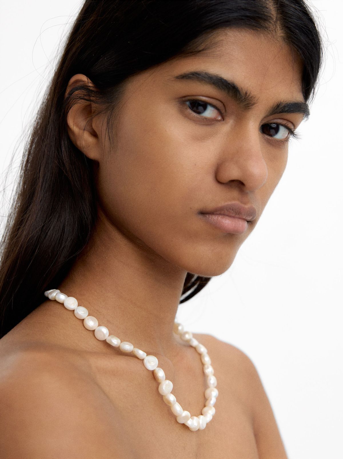 Collar con perlas moneda de agua dulce de Parfois