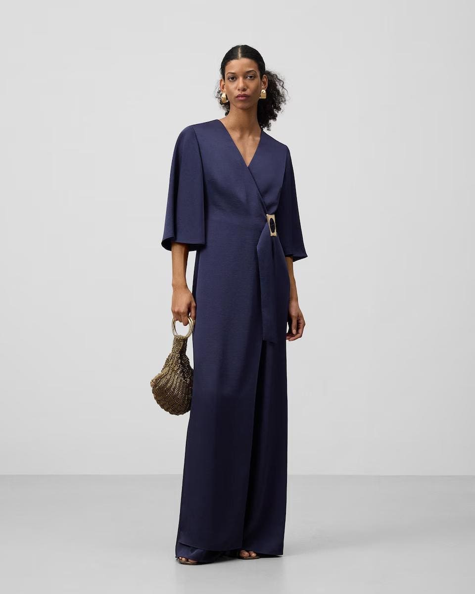 Mono largo con hebilla, Adolfo Domínguez