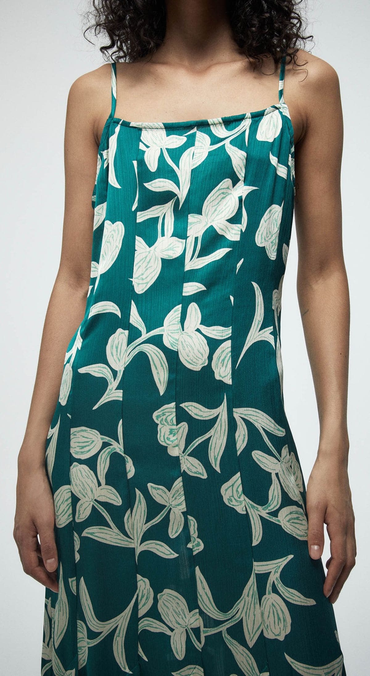 Vestido tirantes tablas de Sfera