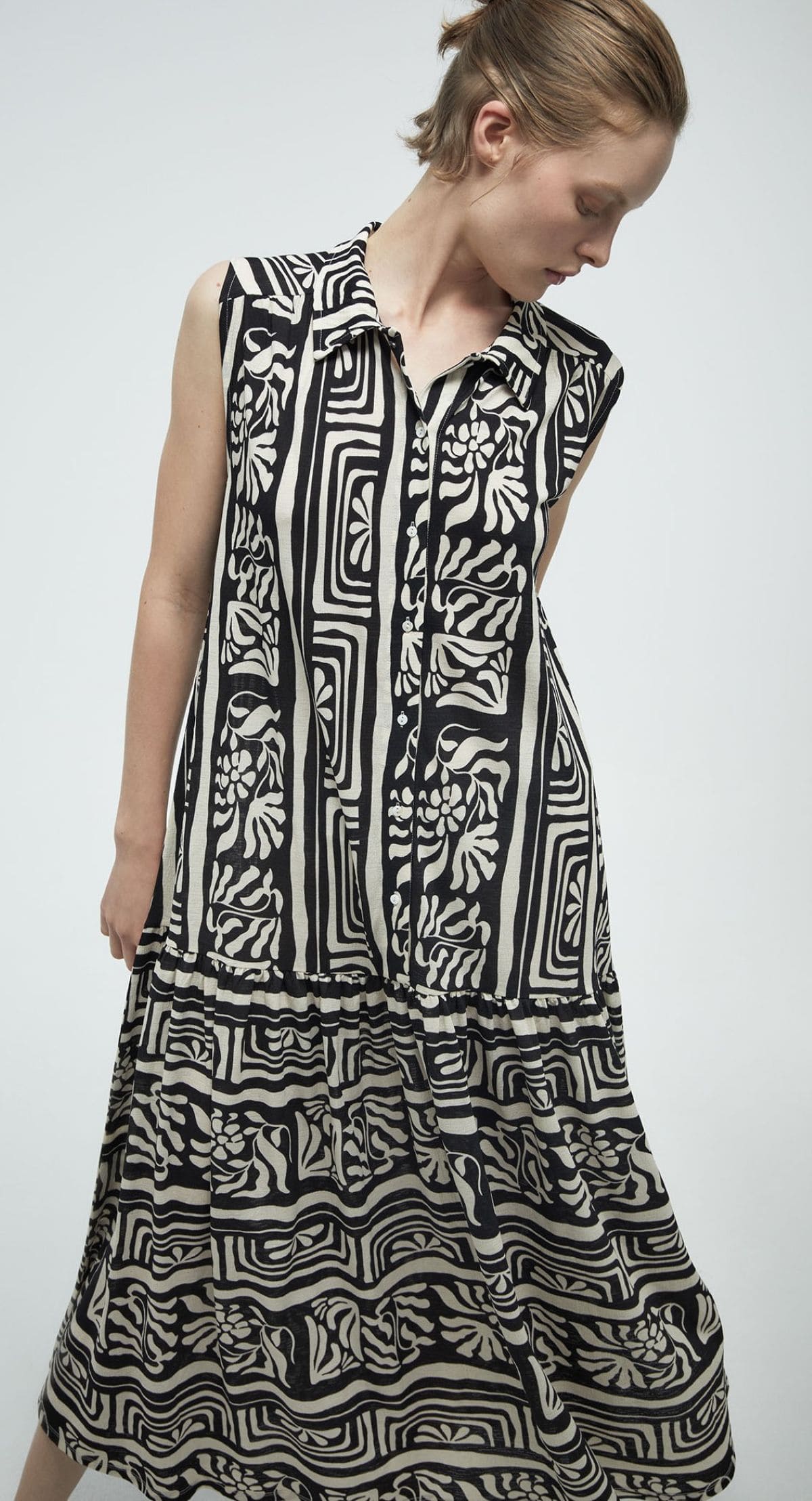 Vestido camisero básico de Sfera