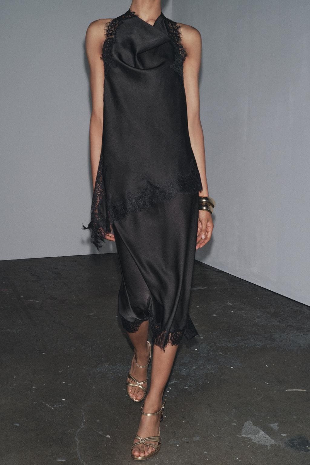 Falda satinada de encaje ZW COLLECTION