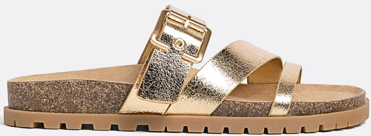 Sandalias planas de tiras doradas de Stradivarius