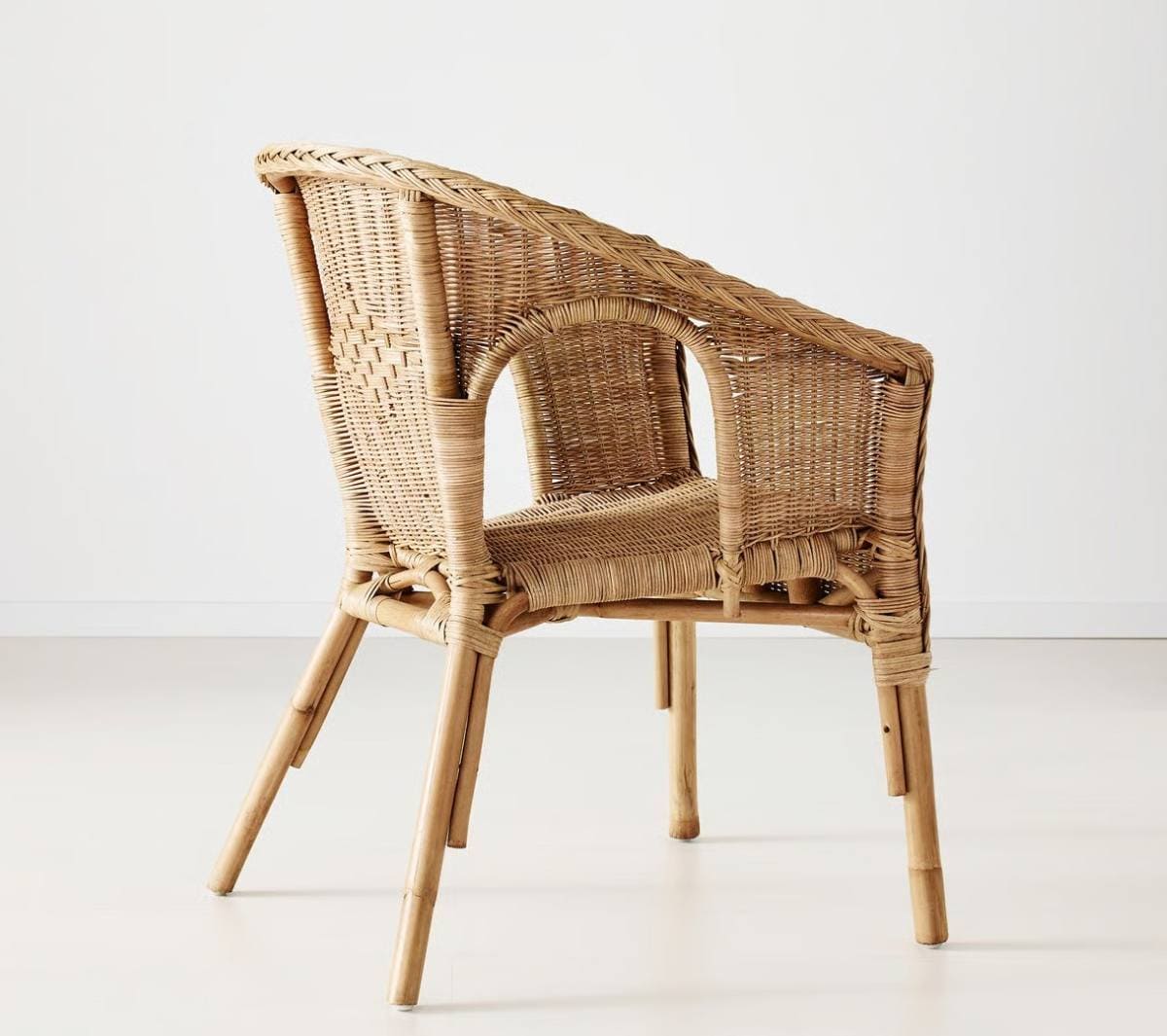 AGEN Silla de ratán y bambú de Ikea 1