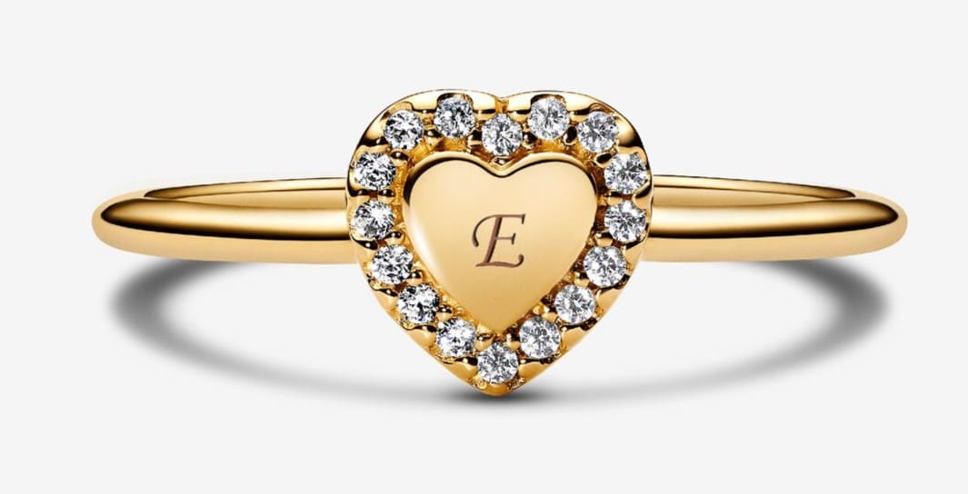 Anillo Halo y Corazón Grabable de Pandora