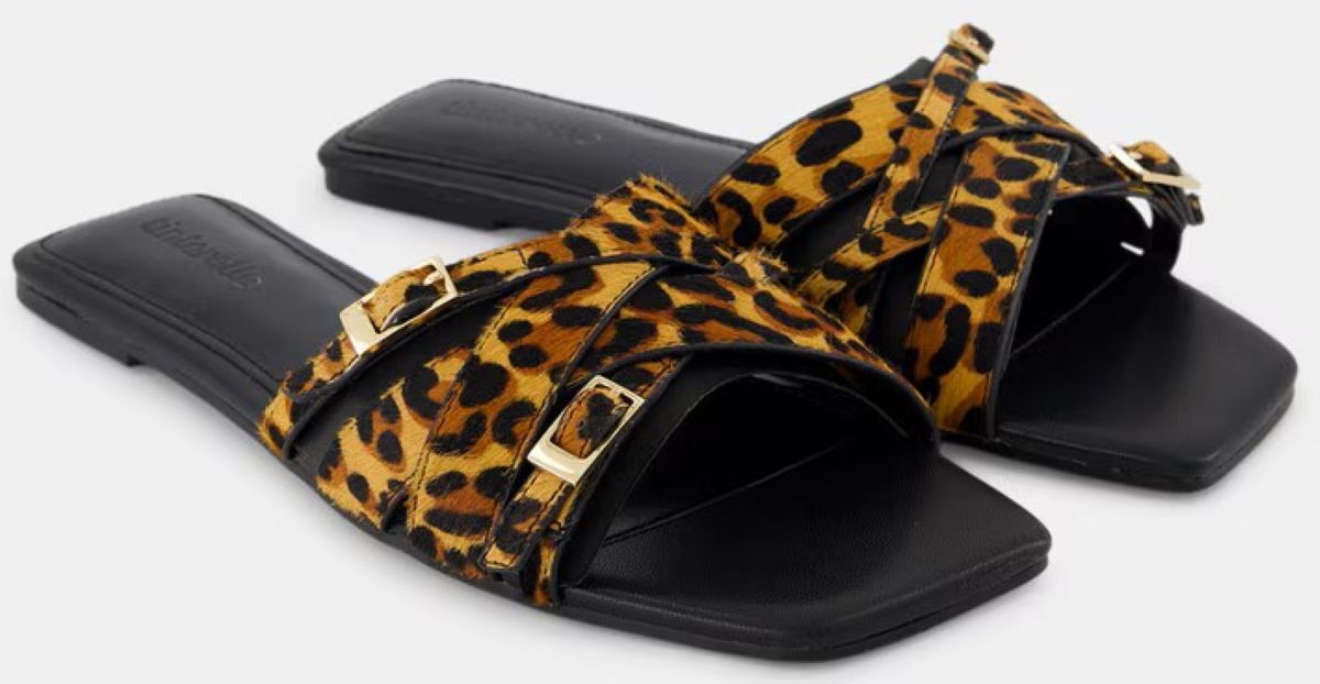 Sandalias planas con tiras cruzadas de leopardo Tintoretto de El Corte Inglés