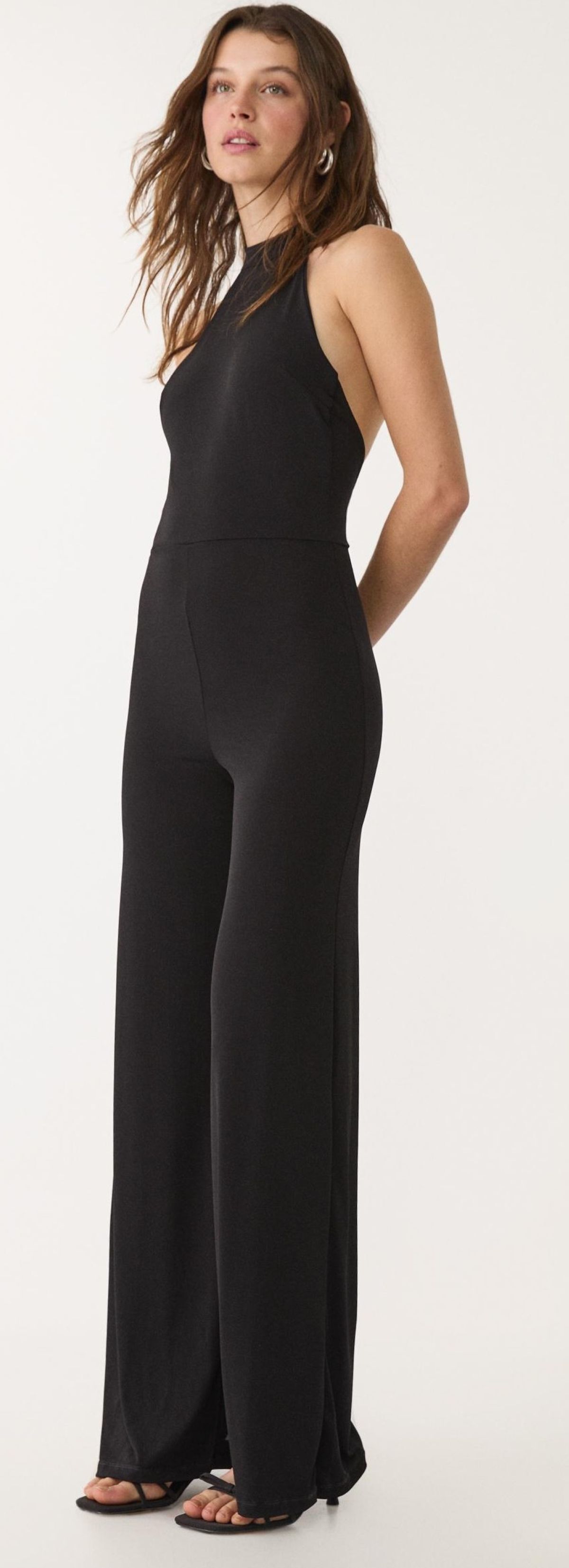 Mono largo halter espalda descubierta de Stradivarius