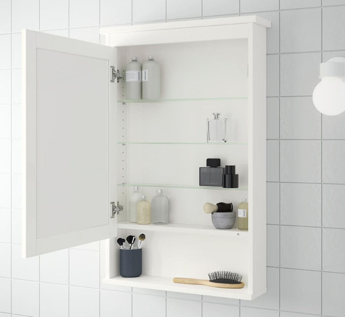 HEMNES Armario con espejo de Ikea