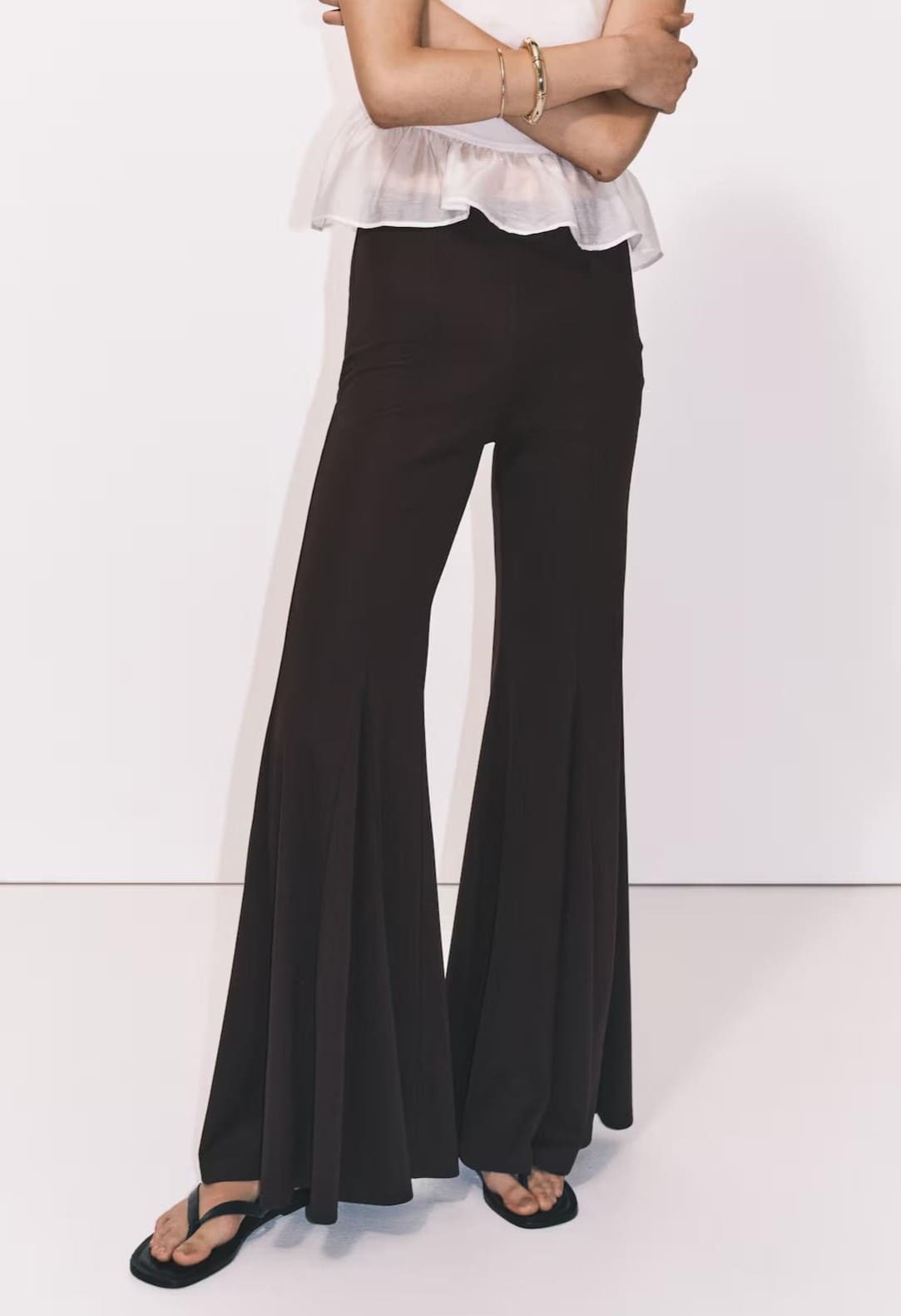 Pantalón acampanado, H&M