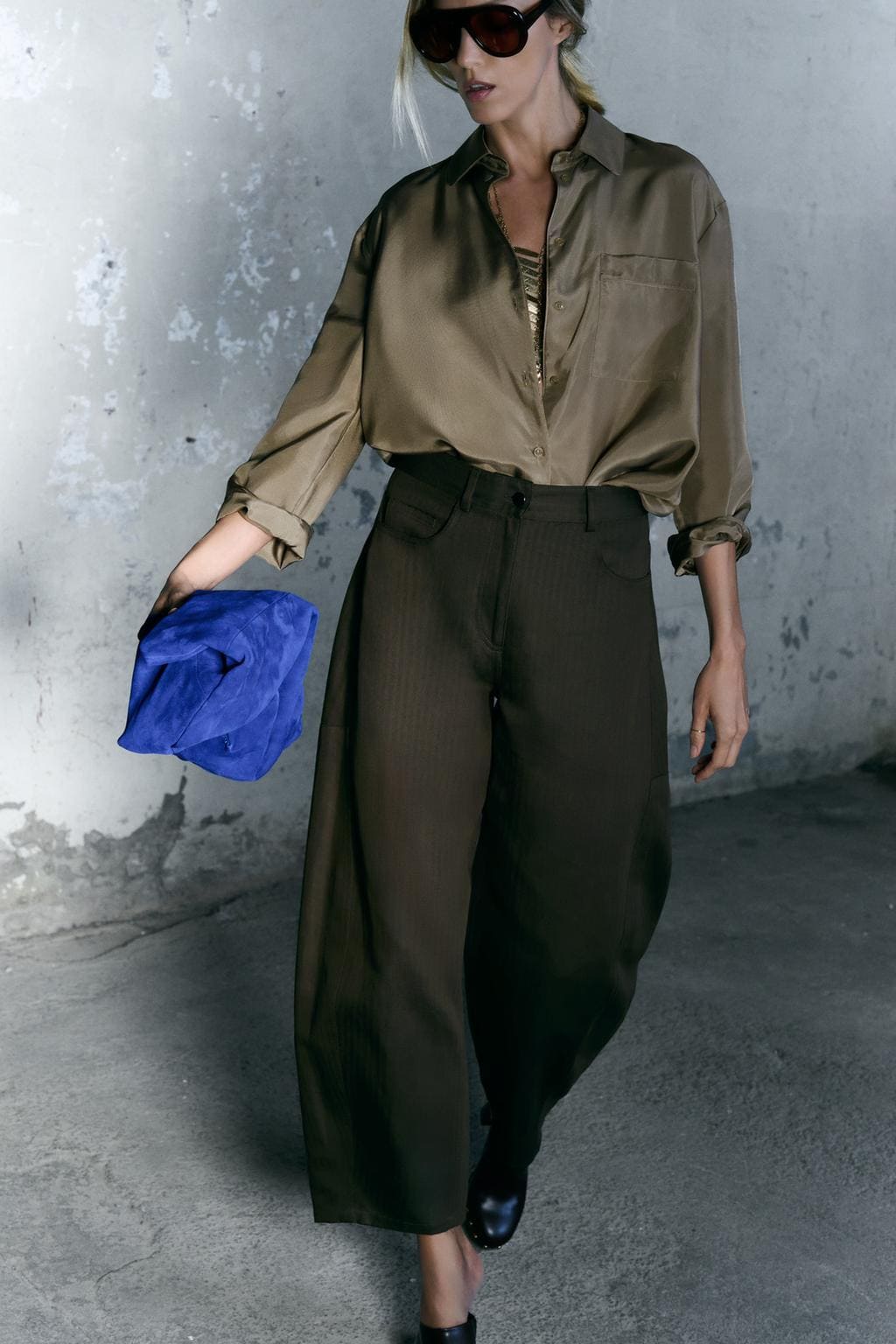 Pantalón ancho espiga ZW COLLECTION