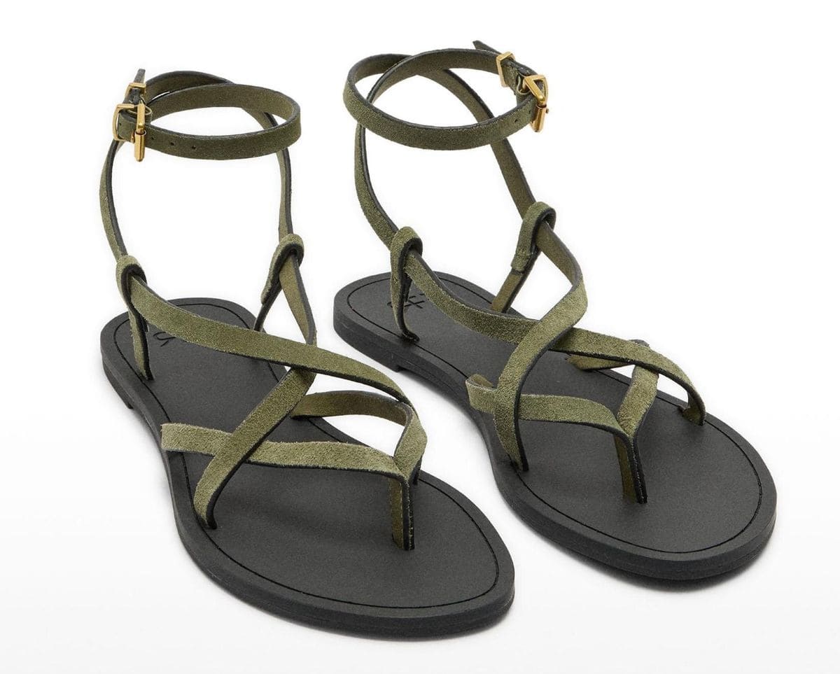 Parfois Sandalias planas de mujer de piel con tiras cruzadas y cierre de hebilla