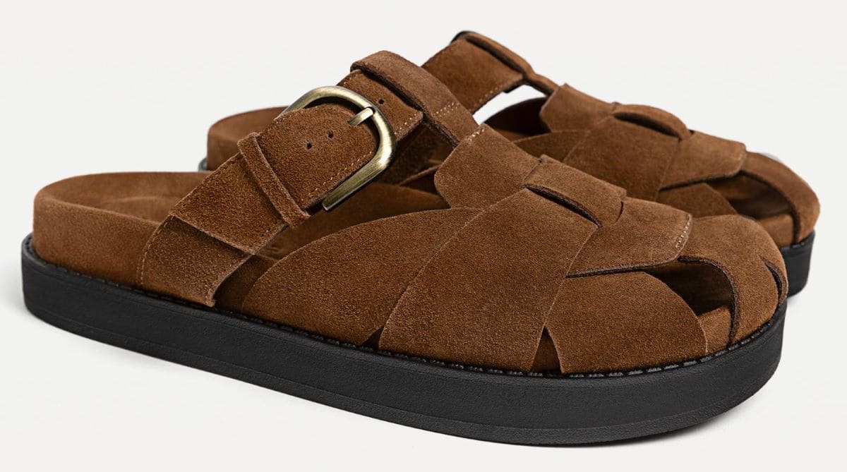 Cangrejeras zueco de piel, Stradivarius