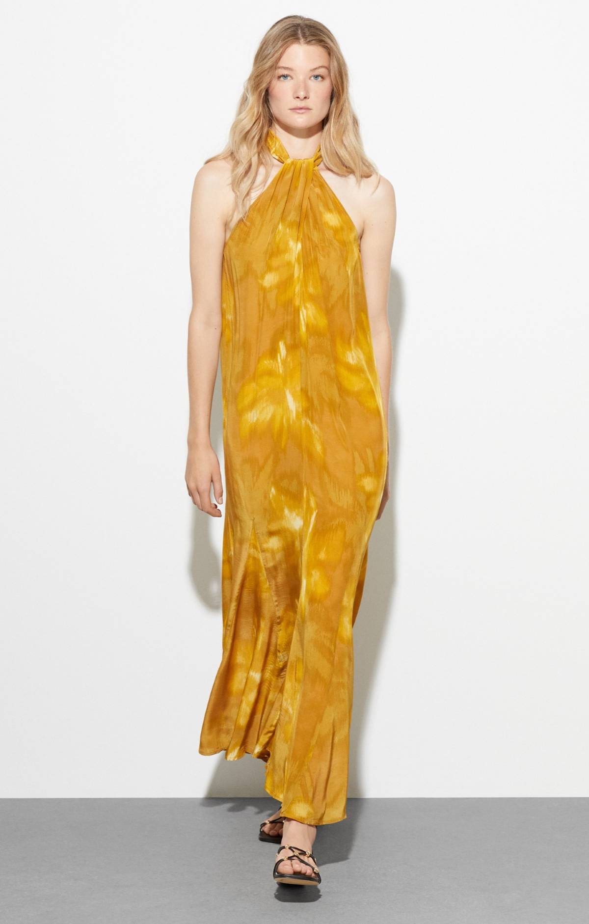 Vestido de manga corta midi Woman El Corte Inglés