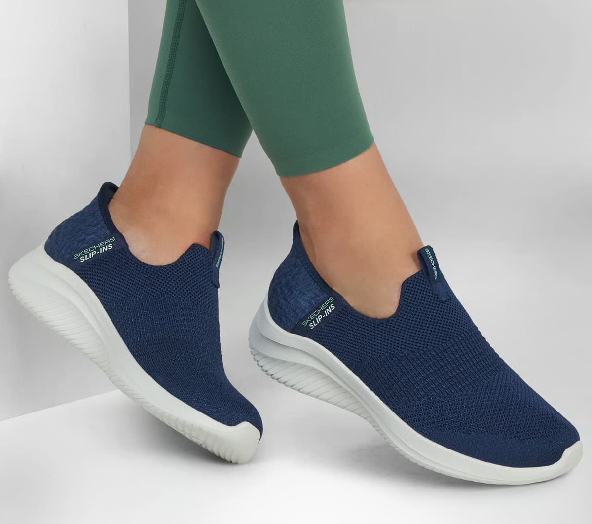Las zapatillas Skechers Slip-ins: Ultra Flex 3.0 - Smooth Step en color azul marino
