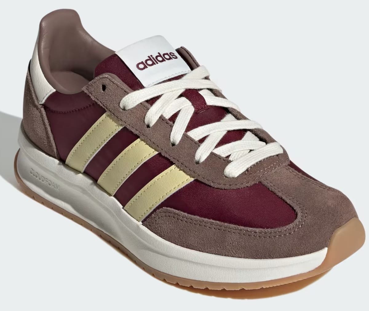 Las nuevas zapatillas para mujer Run 70S 2.0 de Adidas