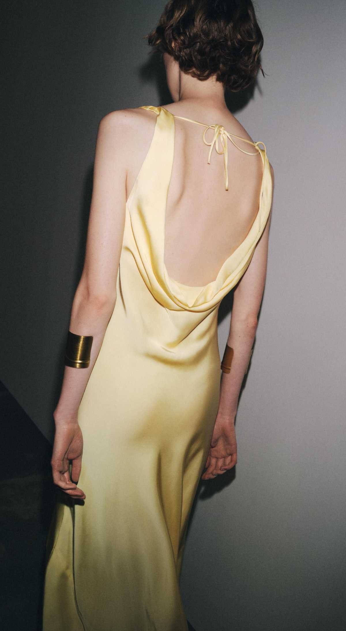 Vestido largo satinado zw collection de Zara