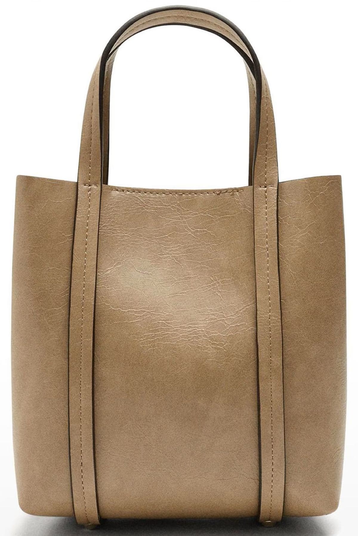 Bolso de mano estilo tote pequeño convertible a bandolera con cierre de imán en liso Parfois de El Corte Inglés