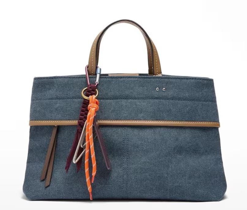 Bolso de mano estilo tote con varios compartimentos