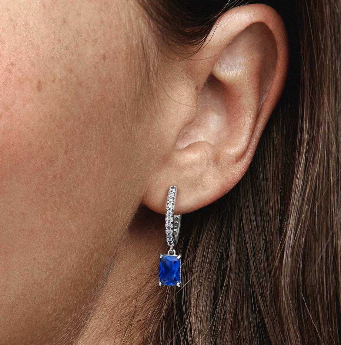 Pendientes de Aro Rectangulo Azul Brillante de Pandora
