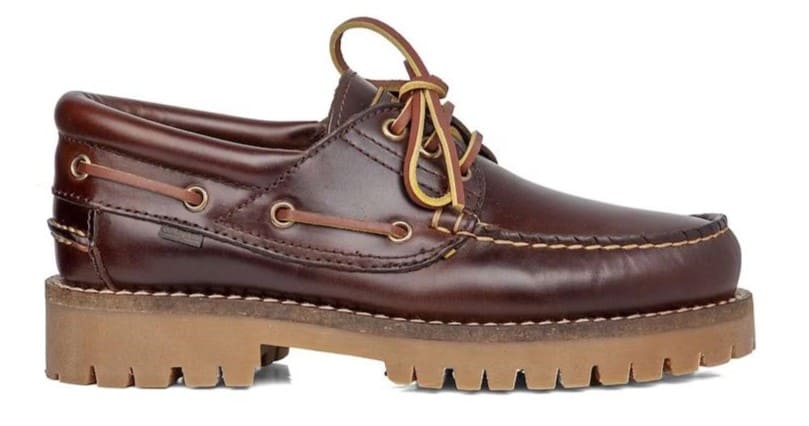 Náuticos de piel con cordones