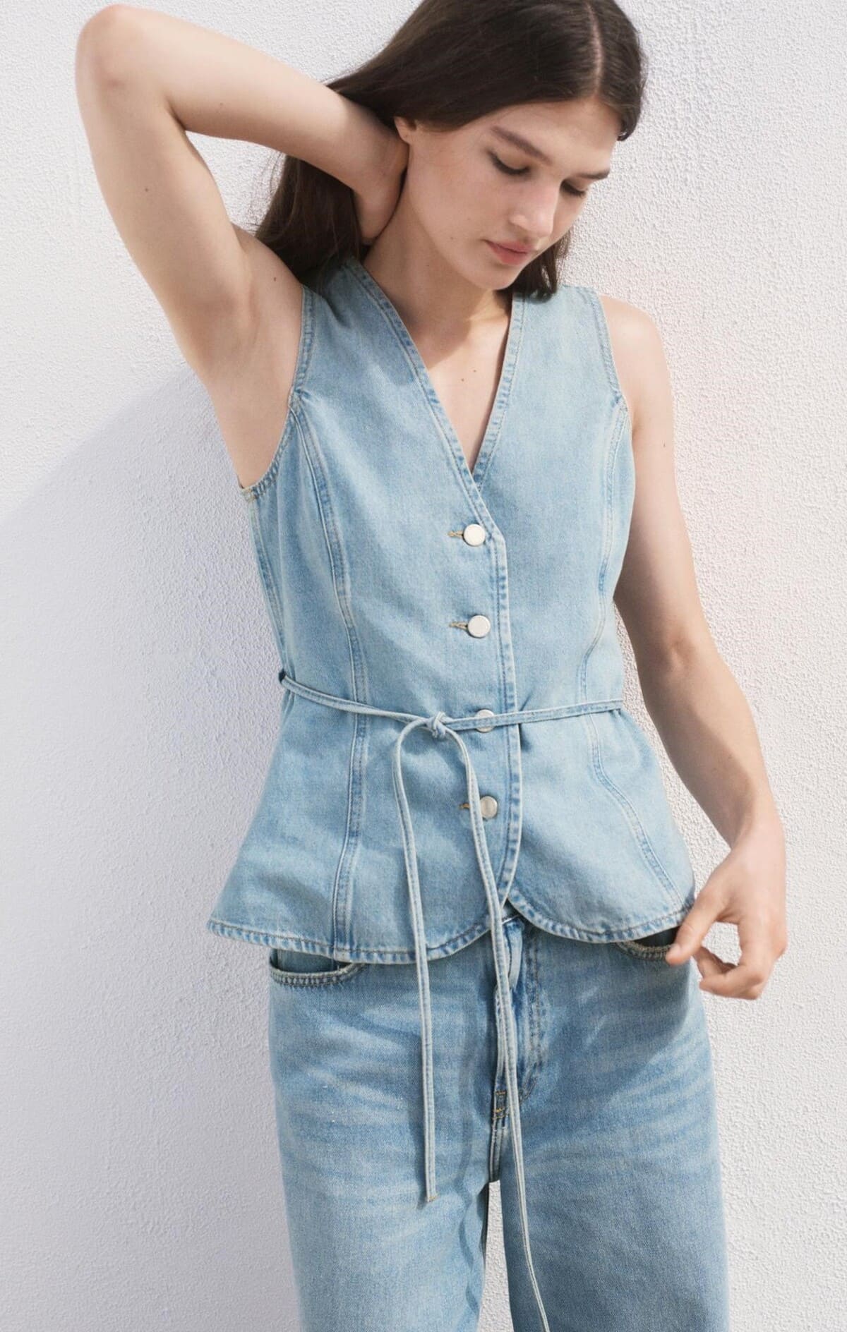 Chaleco vaquero con botones