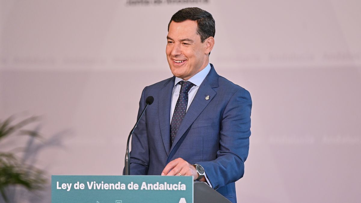 Juanma Moreno presenta la futura Ley de la Vivienda de Andalucía | Salvador López Medina