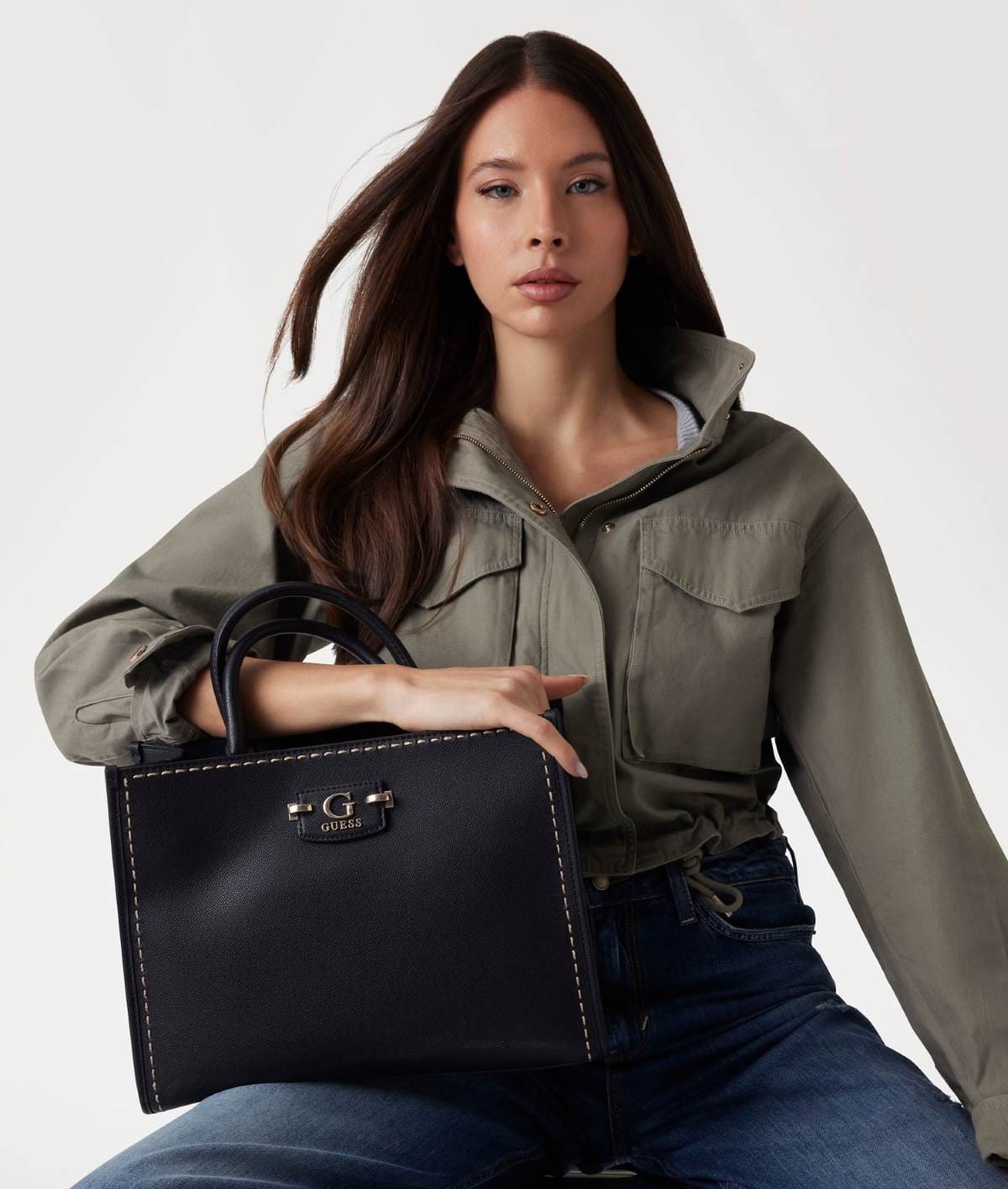 Bolso de mano Nastra con costuras de Guess