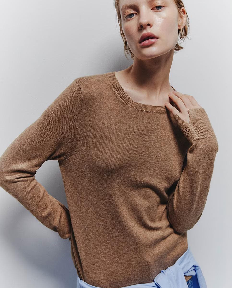 Jersey básico cuello