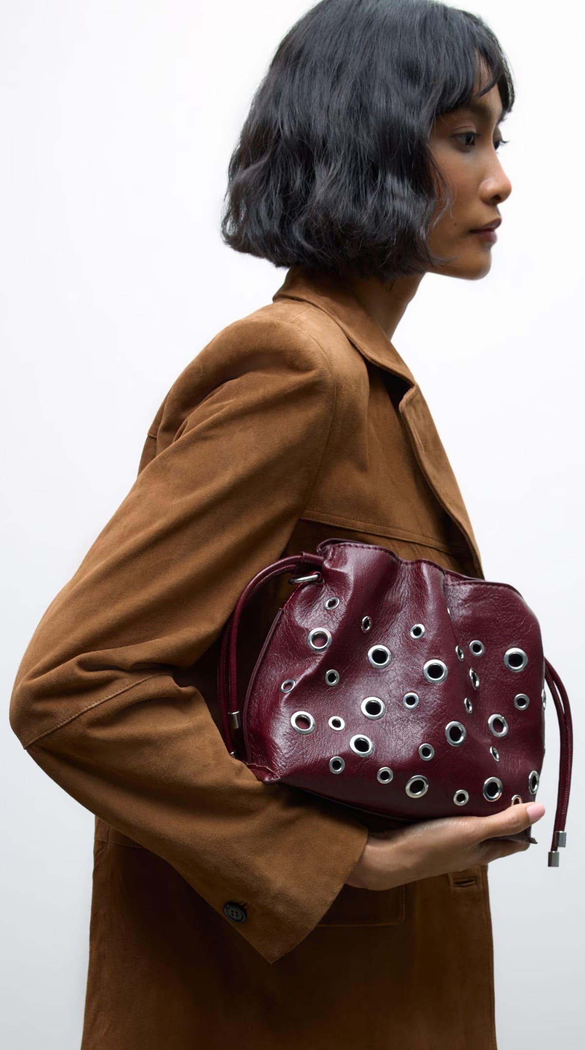 El bolso bucket con hoyados de Tintoretto en El Corte Inglés