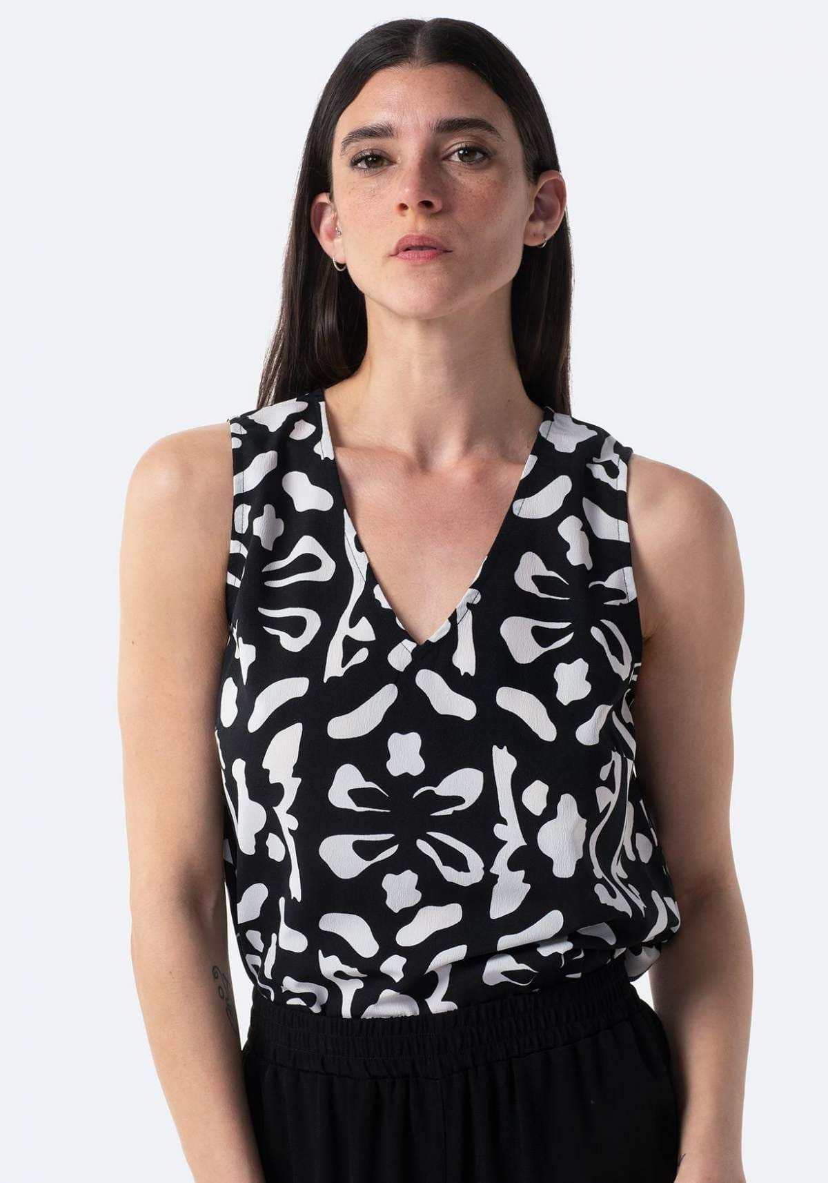 Blusa sin manga con cuello pico de Mujer TEX de Carrefour