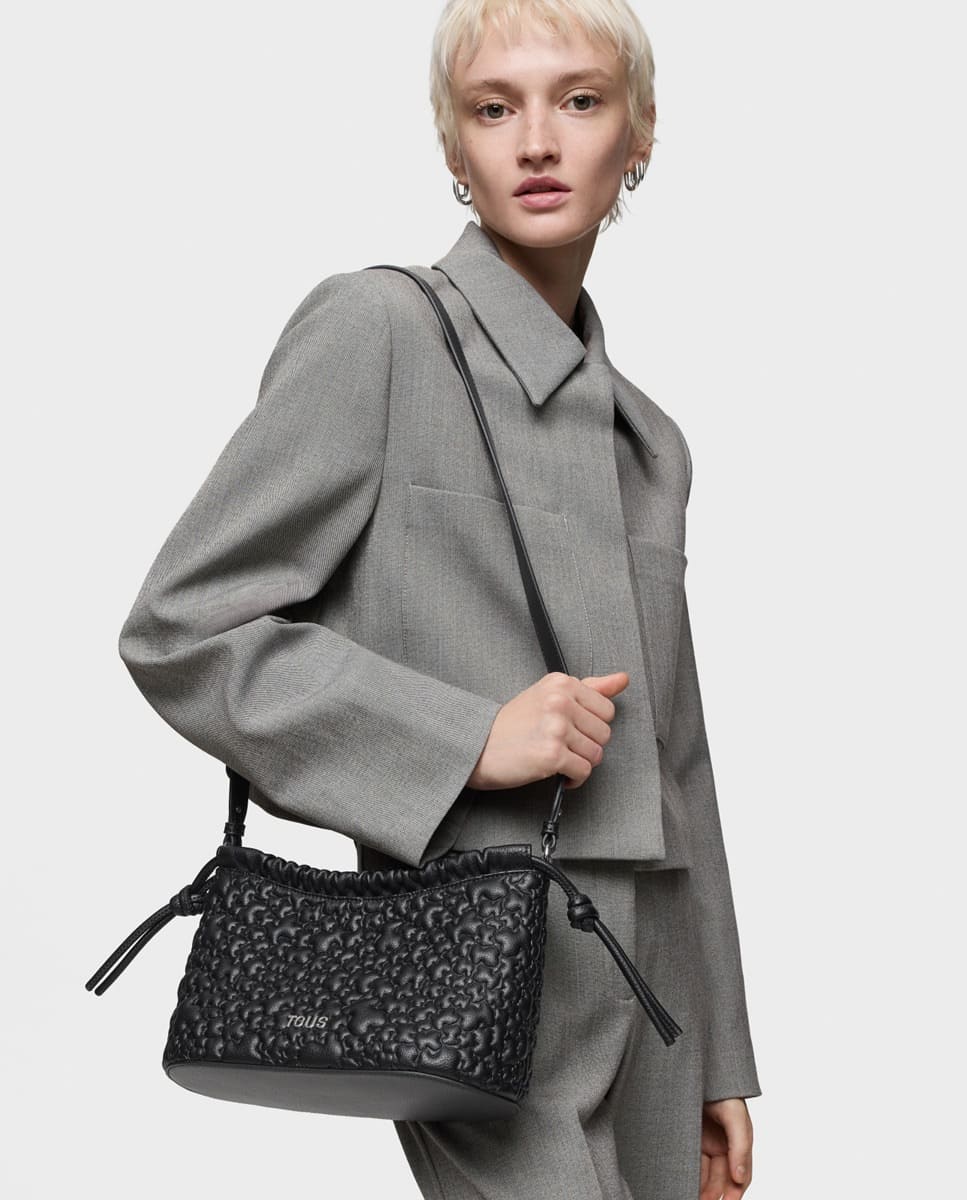 Bolso bandolera mediano con cierre de cremallera y asa regulable