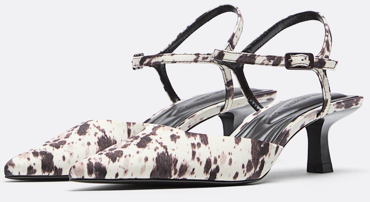 Los zapatos de tacón con estampado animal de Stradivarius