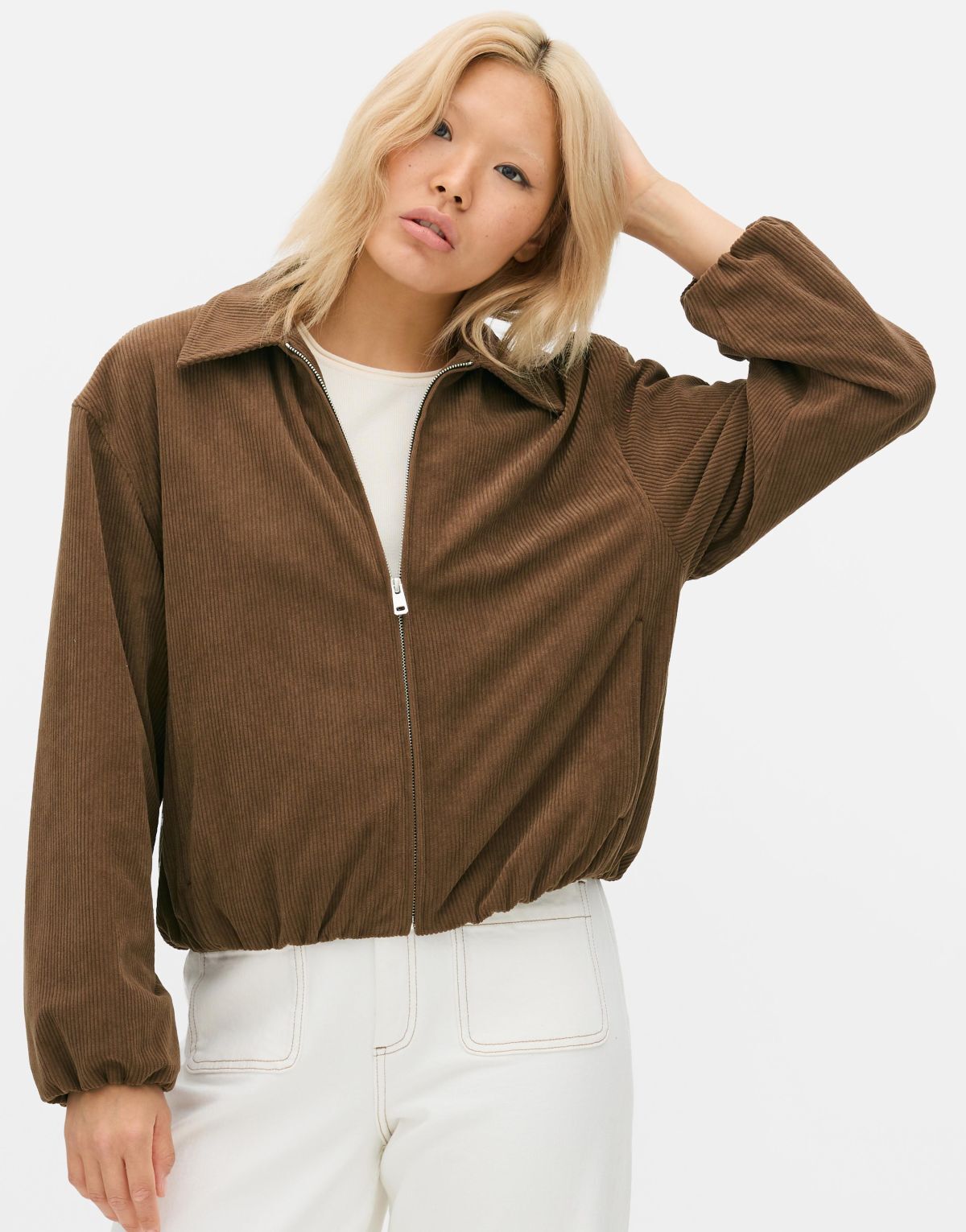 Chaqueta de pana con bajo abullonado de Primark