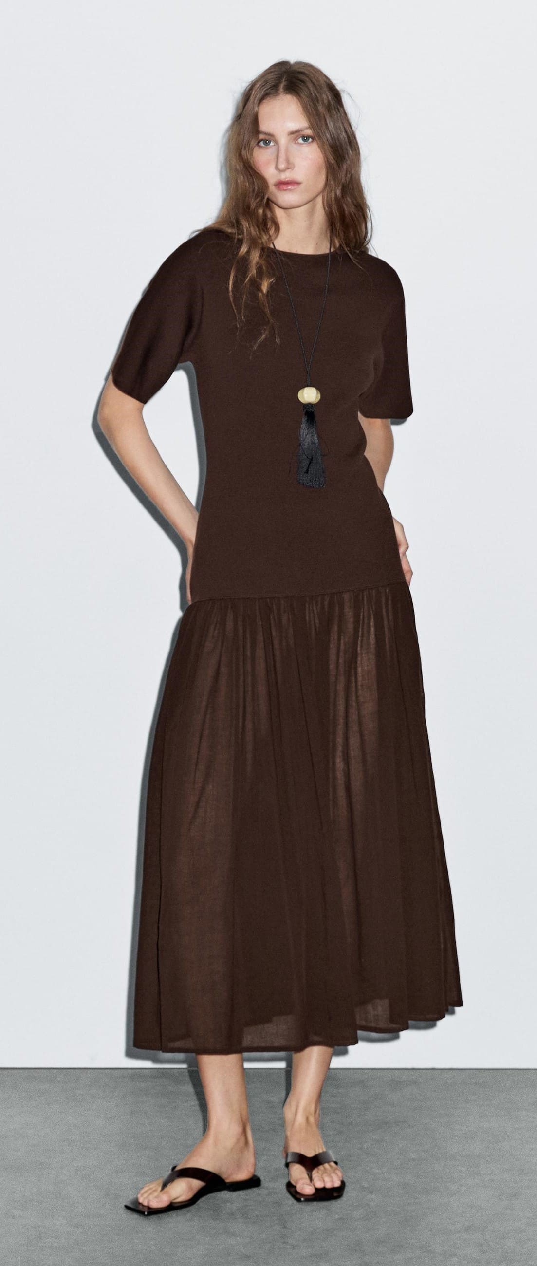 Vestido de punto con detalle combinado fruncido, Massimo Dutti