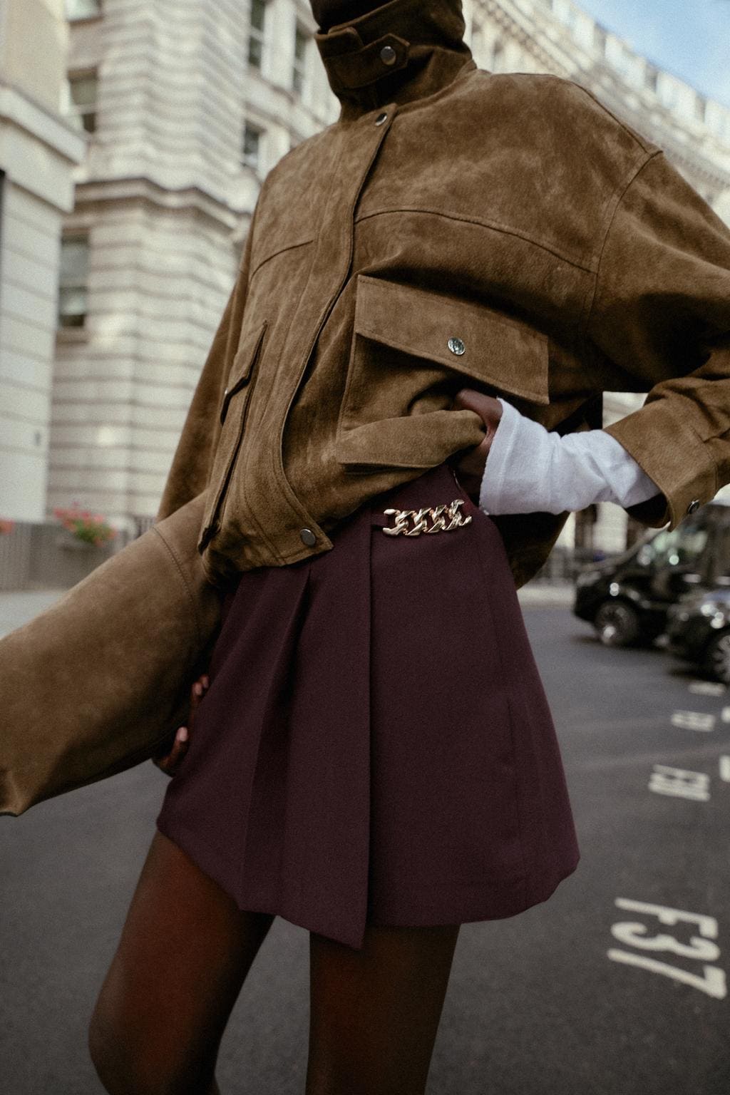 Bermuda tablas con detalle de cadenas