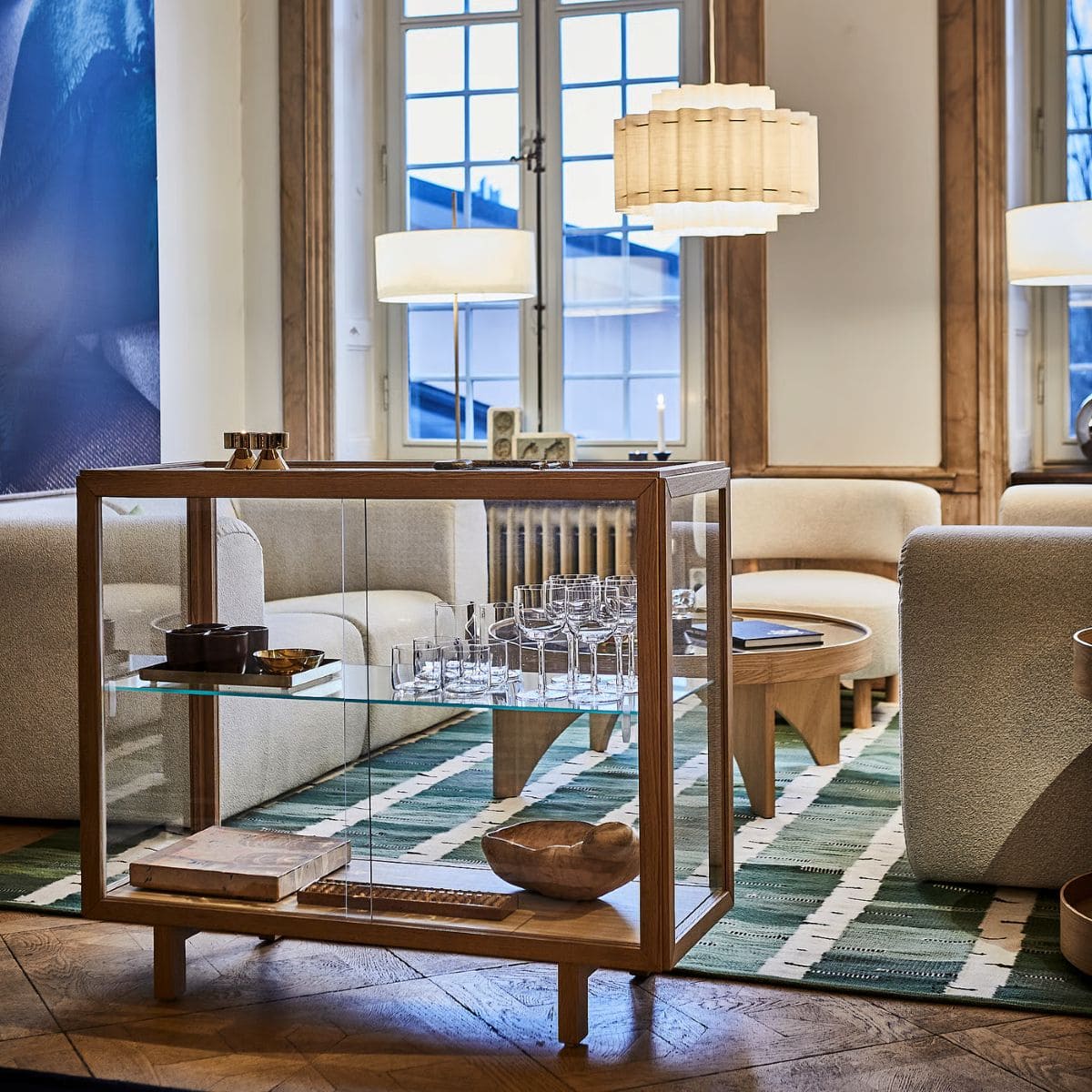 Mueble vitrina de la serie STOCKHOLM 2025 de Ikea