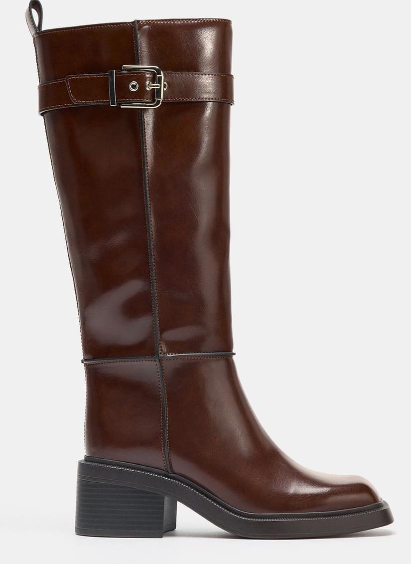 Bota alta con pespuntes, Zara