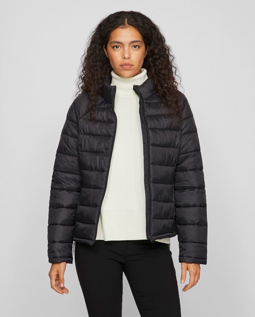 Plumífero con cremallera, Vila