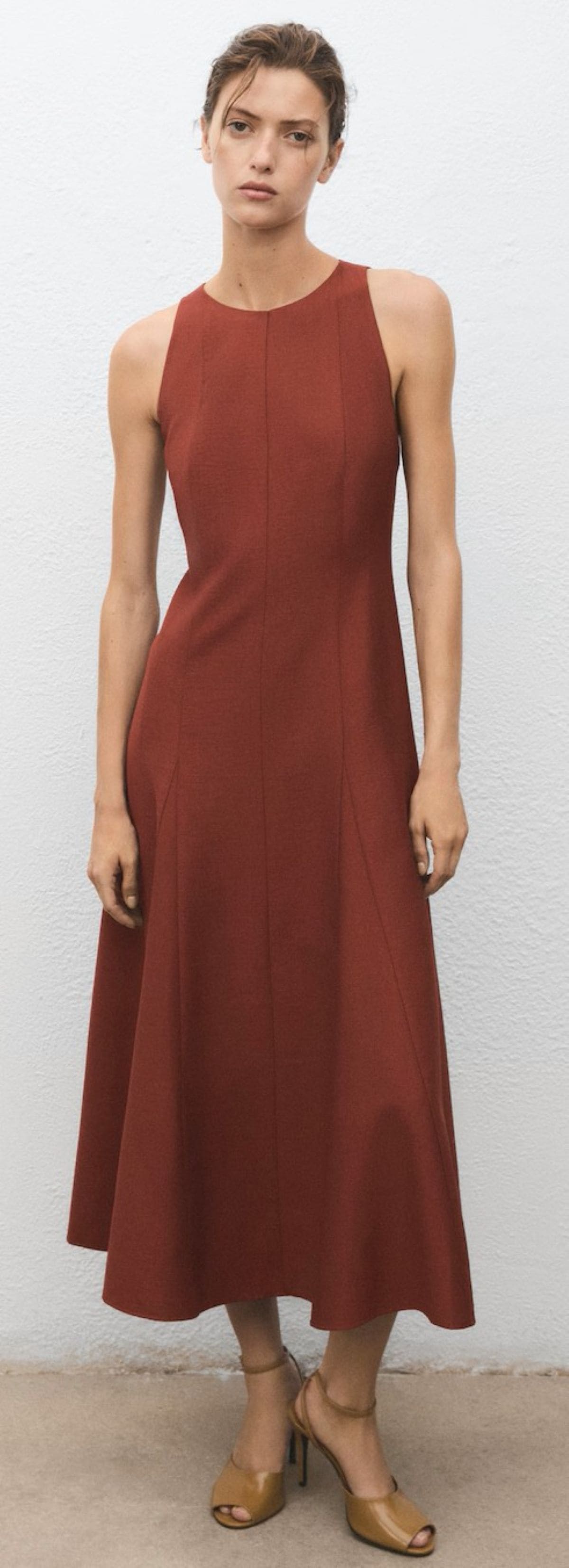 Vestido largo evasé de Mango