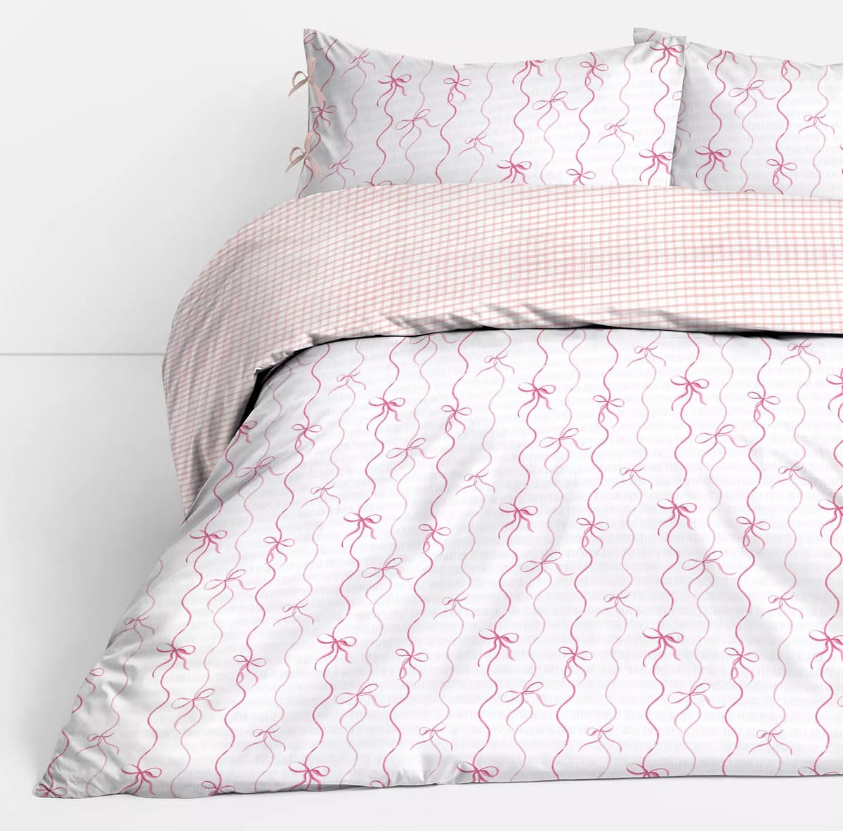El set de funda nórdica de siraca doble con lazos de Primark