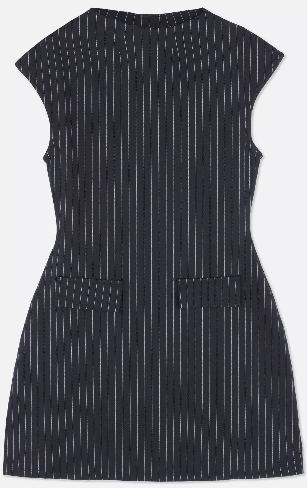 El nuevo vestido corto con raya diplomática y cuello redondo de Primark