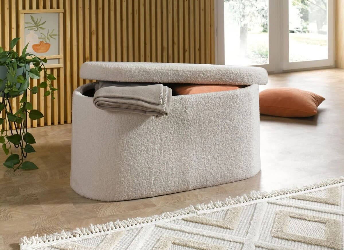 Puf de peluche con almacenamiento