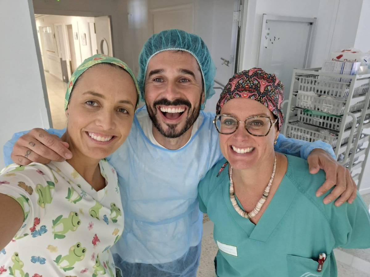 Emotiva dedicatoria a la Maternidad del Hospital de Jerez