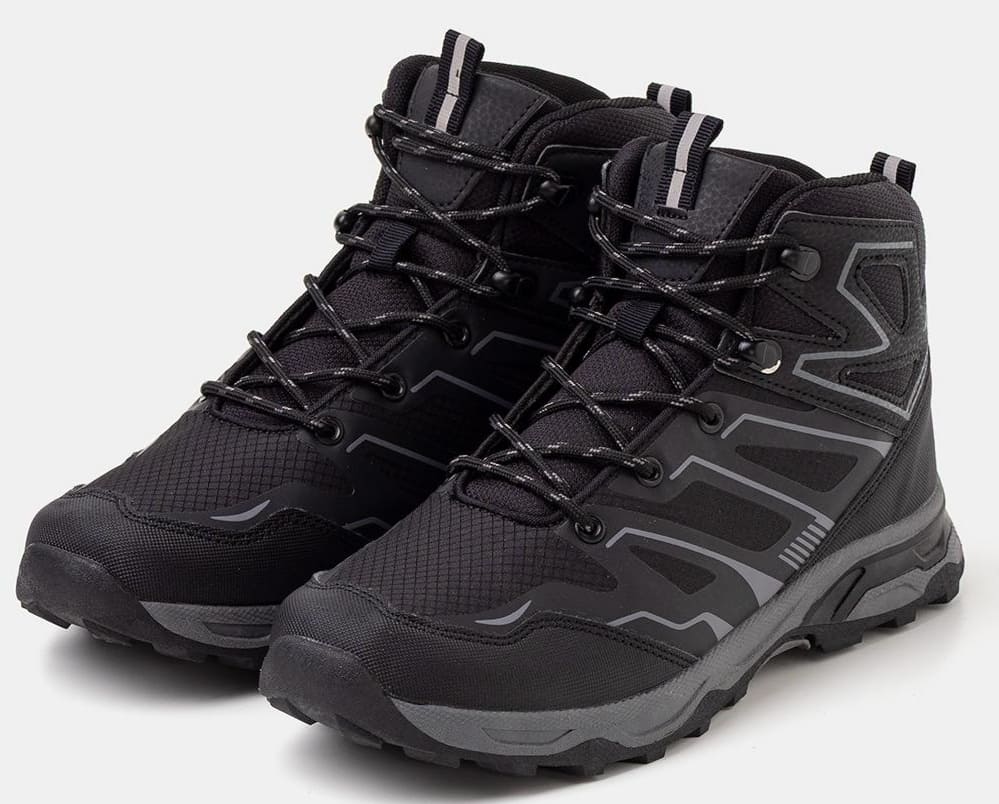 Botas de trekking repelentes al agua