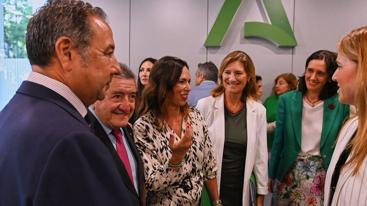 La consejera andaluza, a su llegada a la jornada | Salvador López Medina