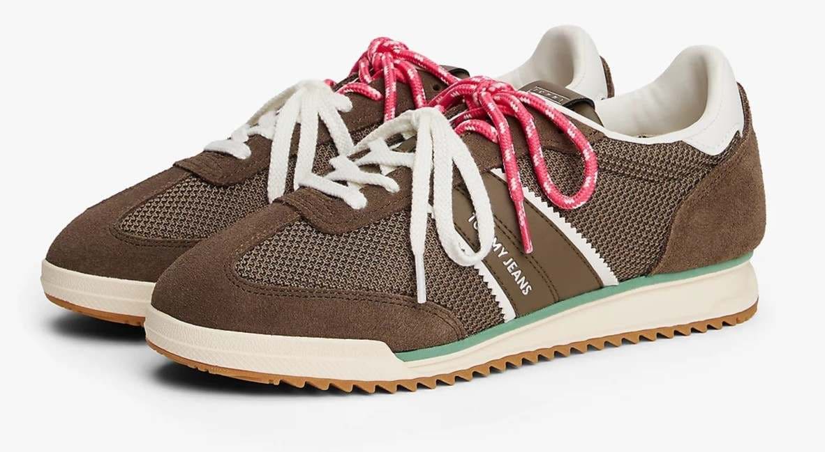 Zapatillas con cordones y suela dentada de Tommy Hilfger