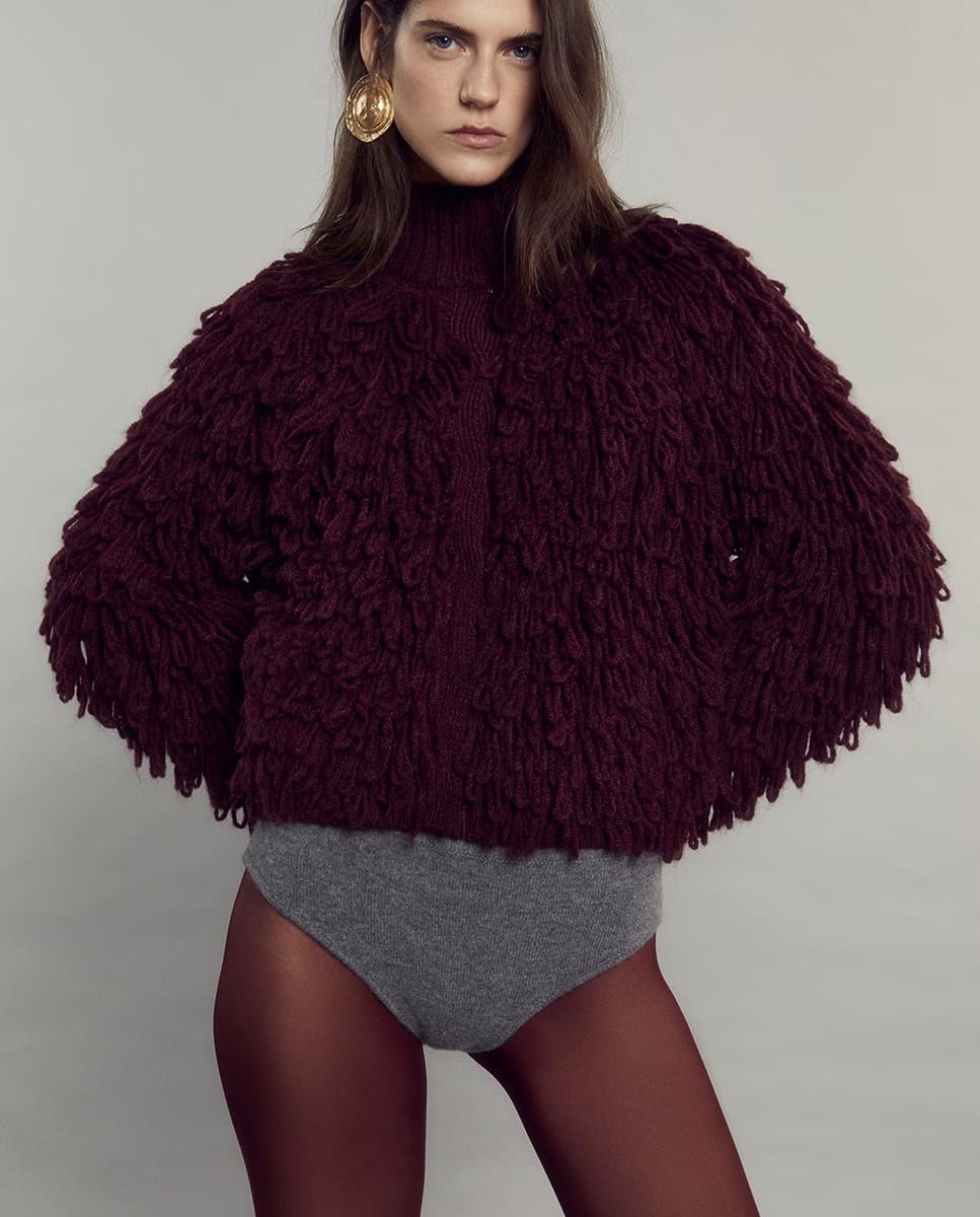 La nueva chaqueta de pelo rizado de Sfera