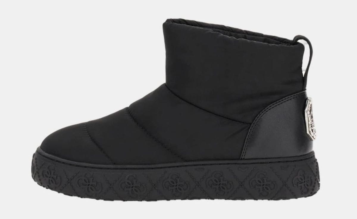 Bota de mujer acolchada modelo unara de Guess