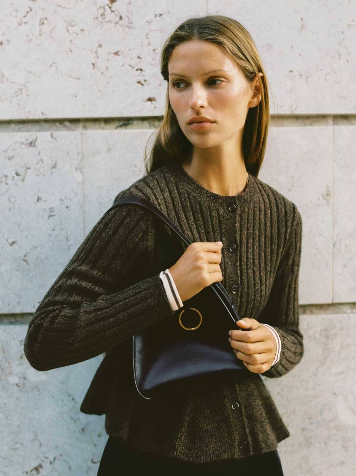 Mini saca anilla metálica de Zara