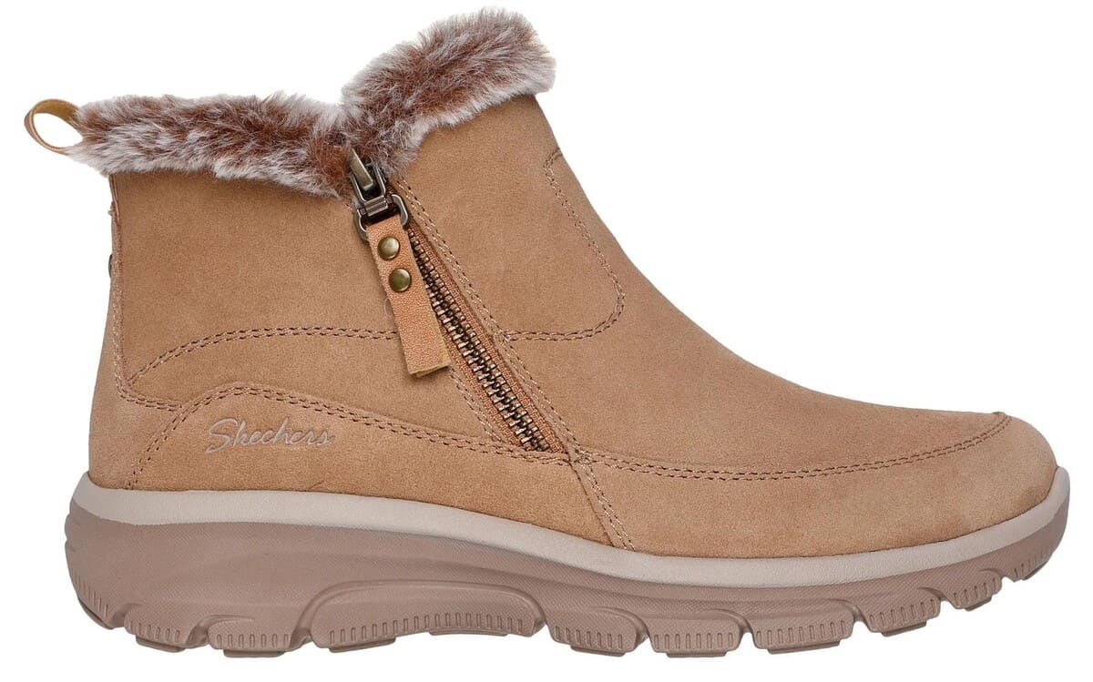 Skechers Relaxed Fit. Easy Going - Cool Zip!