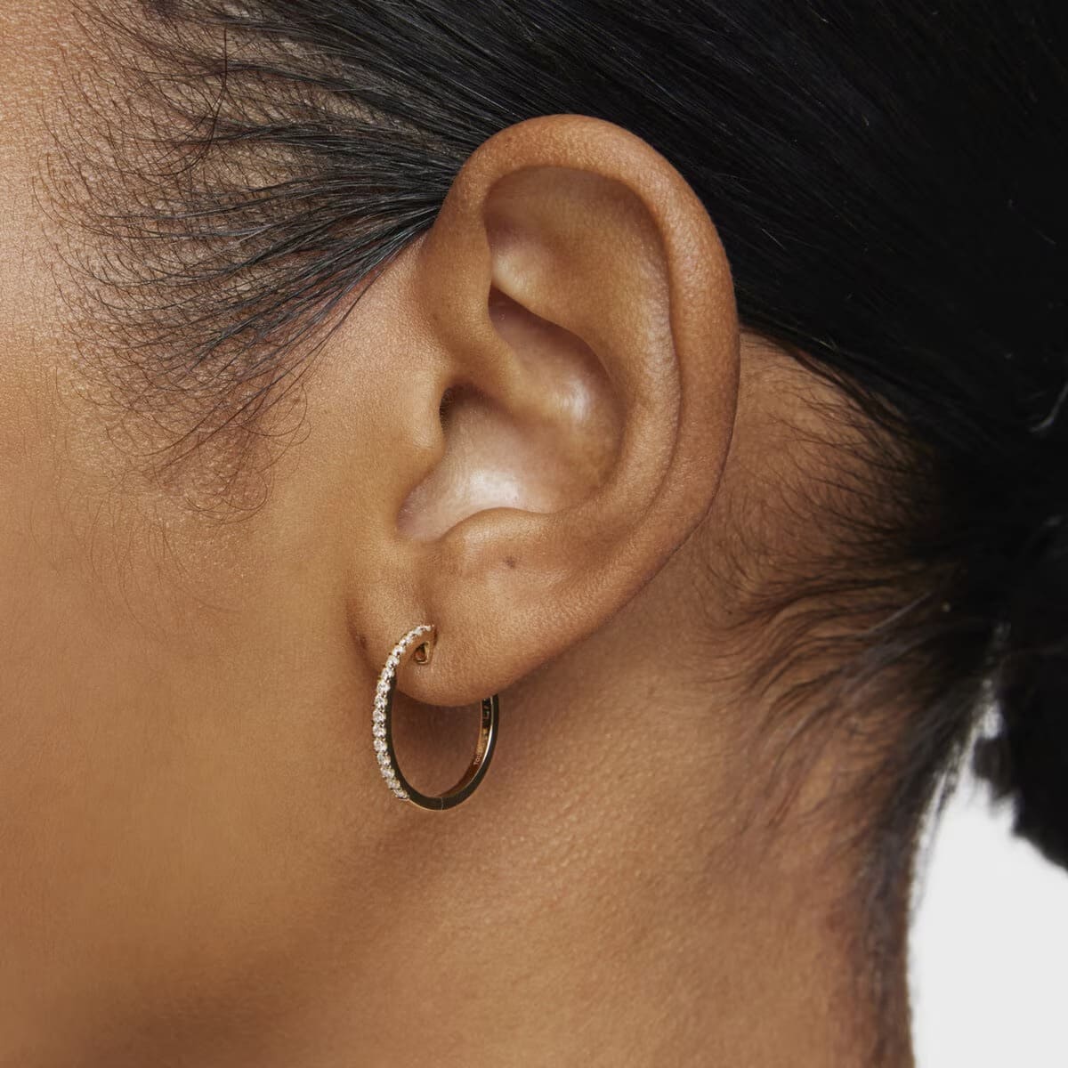 Pendientes de aro cortos de oro con diamantes Les Classiques de Tous